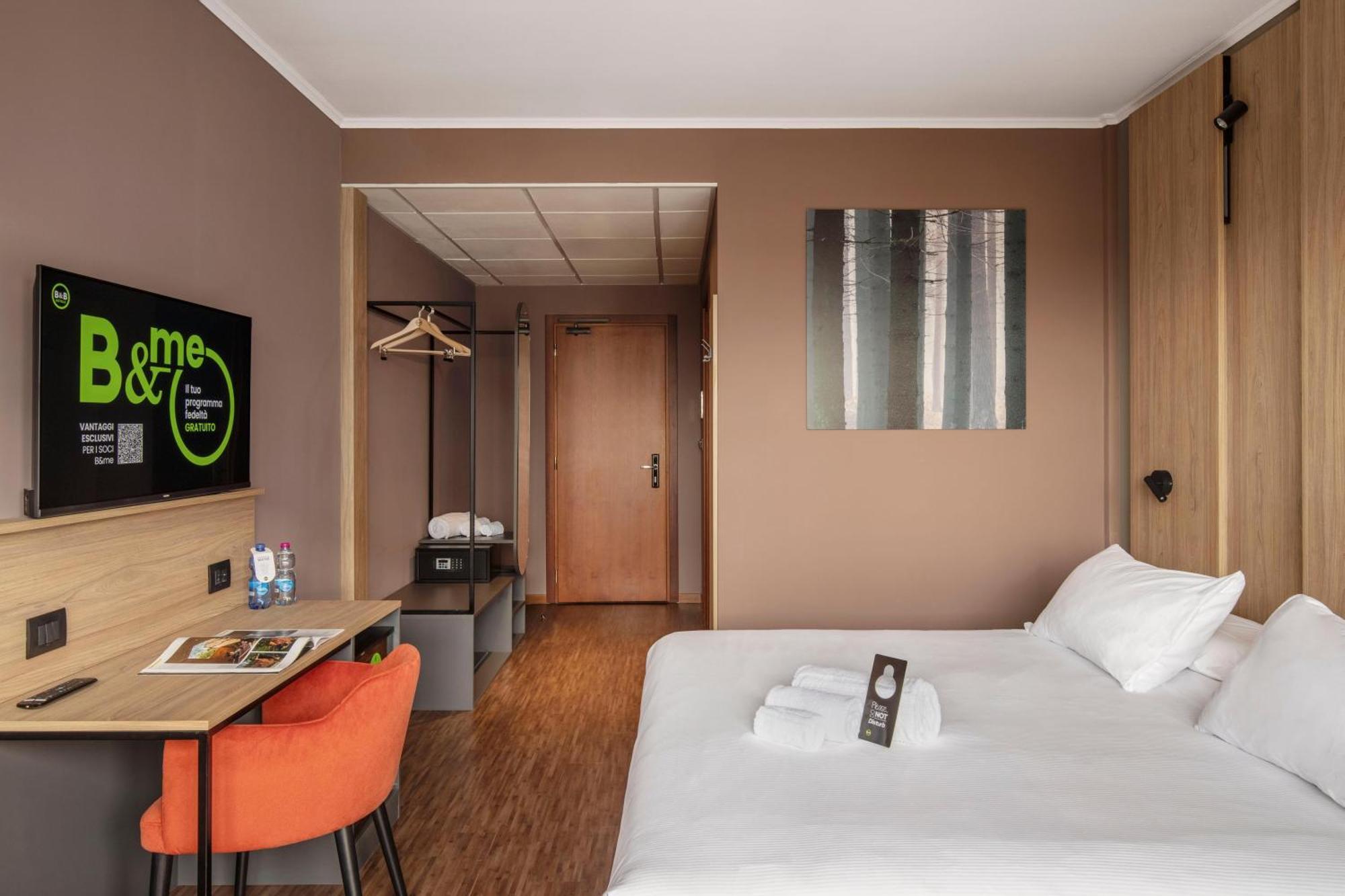 B&B Hotel Cuneo Cristal מראה חיצוני תמונה