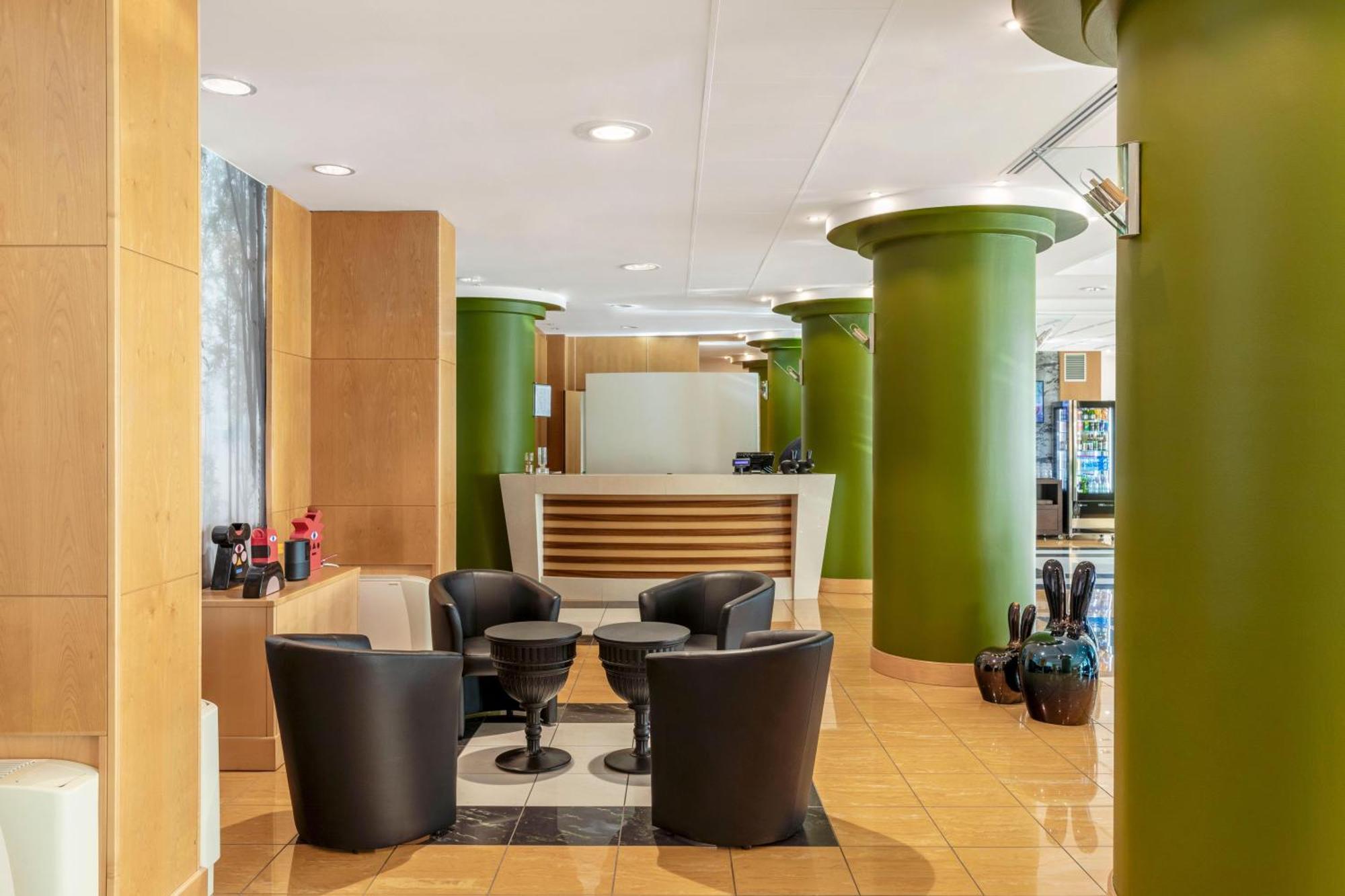 B&B Hotel Cuneo Cristal מראה חיצוני תמונה