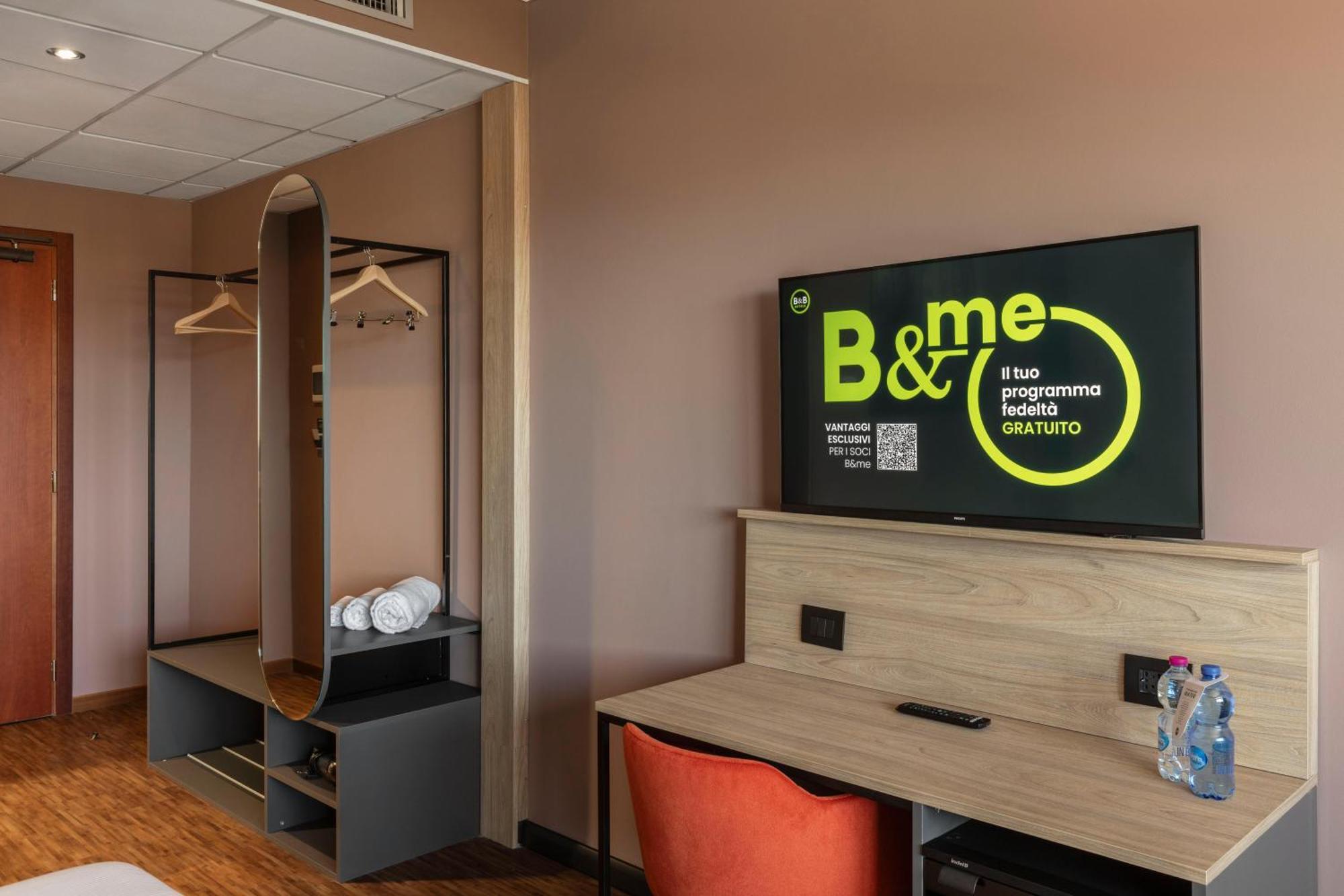 B&B Hotel Cuneo Cristal מראה חיצוני תמונה