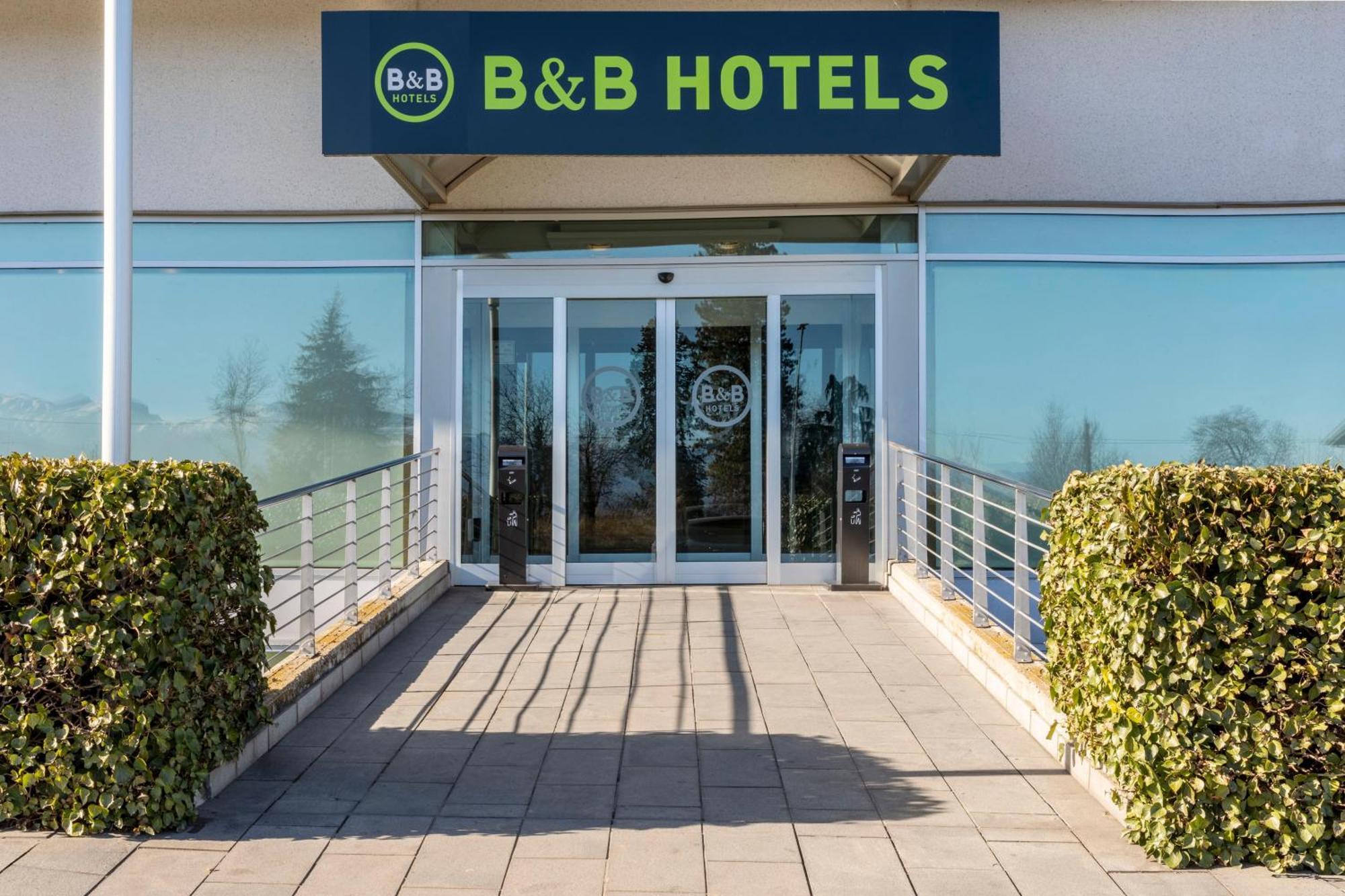 B&B Hotel Cuneo Cristal מראה חיצוני תמונה