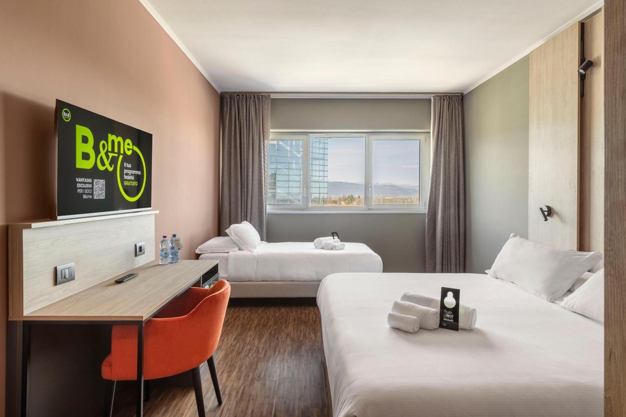 B&B Hotel Cuneo Cristal מראה חיצוני תמונה